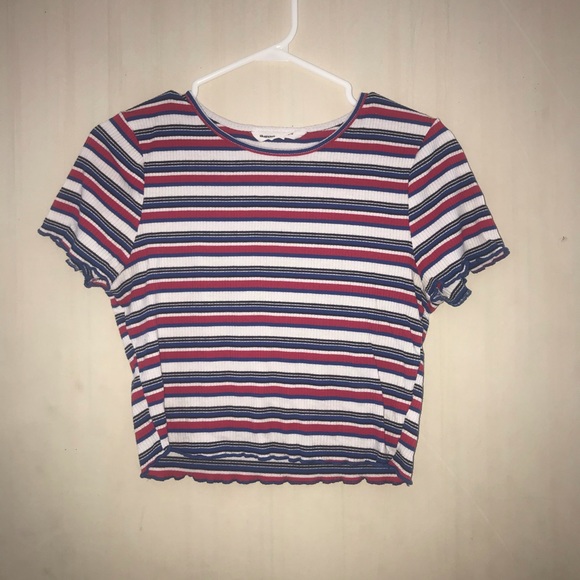 3/$15 Cropped Striped T-Shirt - Picture 1 of 2